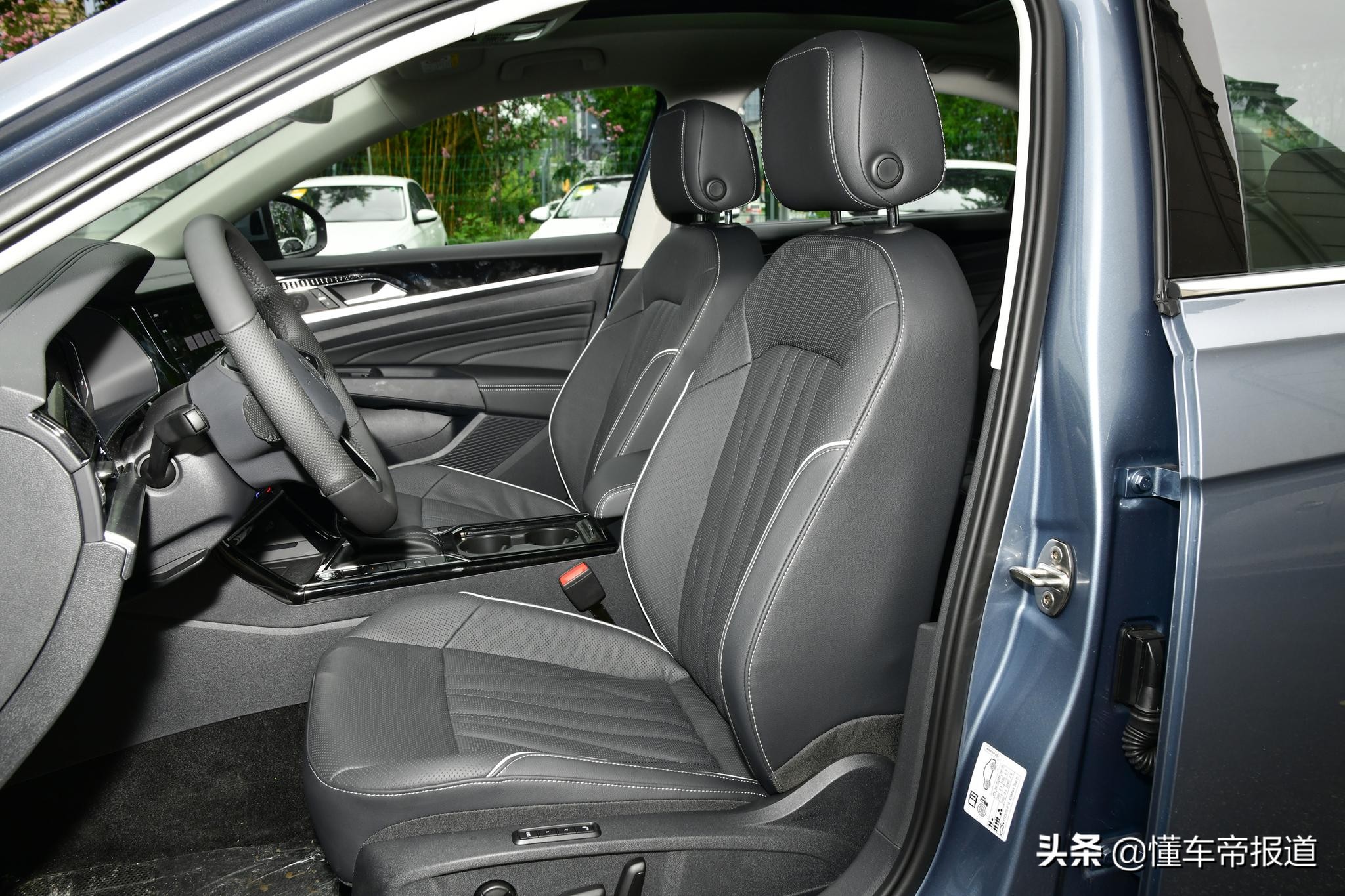 新車 | 推薦330TSI豪華版，上汽大眾新款帕薩特購車手冊