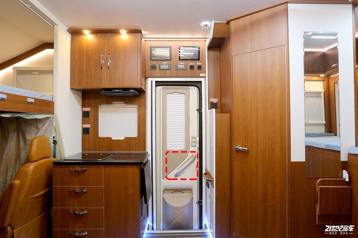 如何选择一款实用的房车门?这个细节你注意到了么