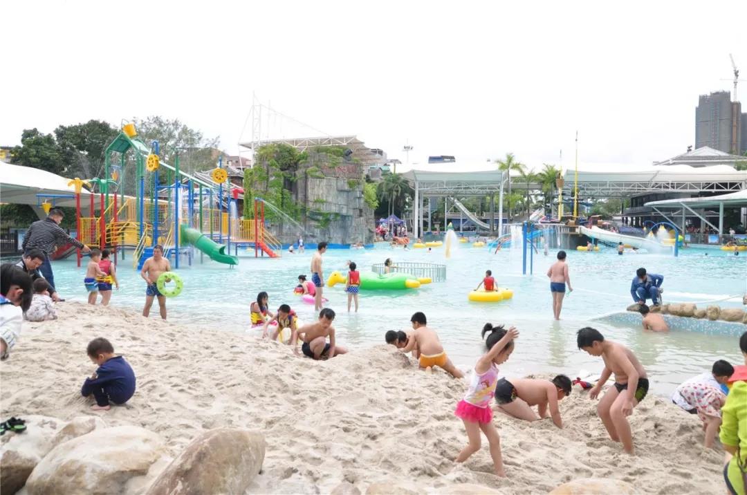 点子王七岁生日会等你来！水上狂欢盛宴，清凉又刺激