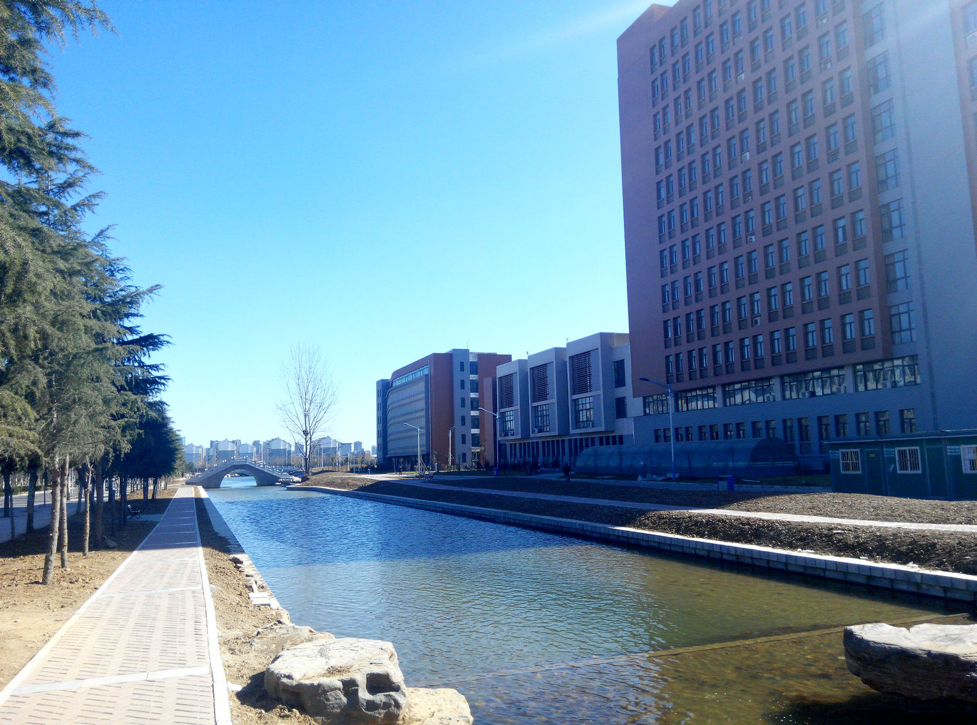 新乡、信阳两所学院更名大学？我认为还需要再等等