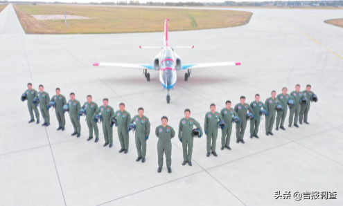 长空砺剑，逐梦蓝天！从东北老航校到空军航空大学的一条飞天航迹