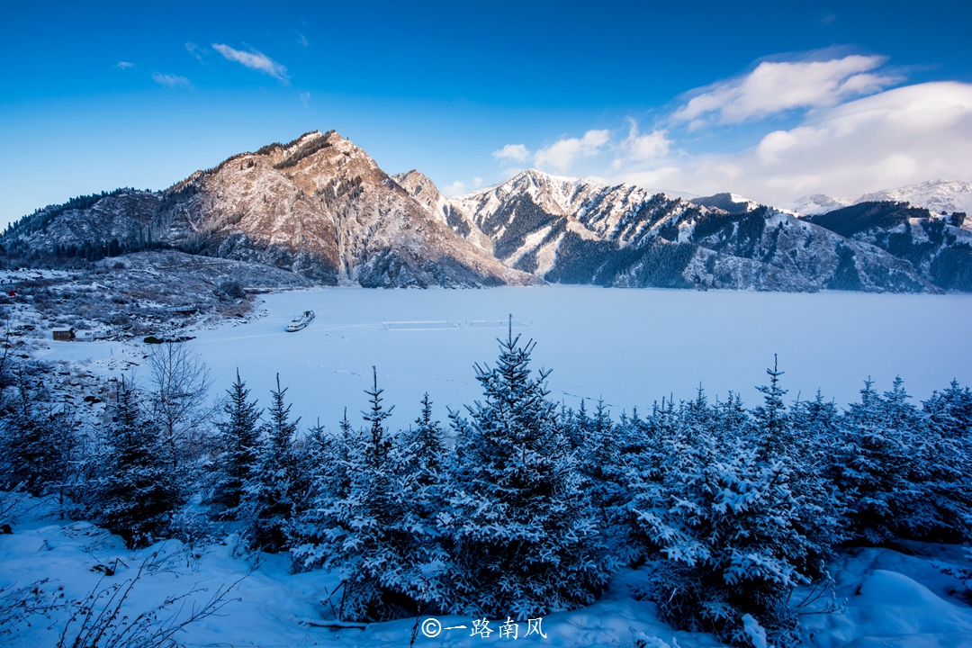 一生一定要去新疆天山看一次雪，太美了，分明就是“仙境”