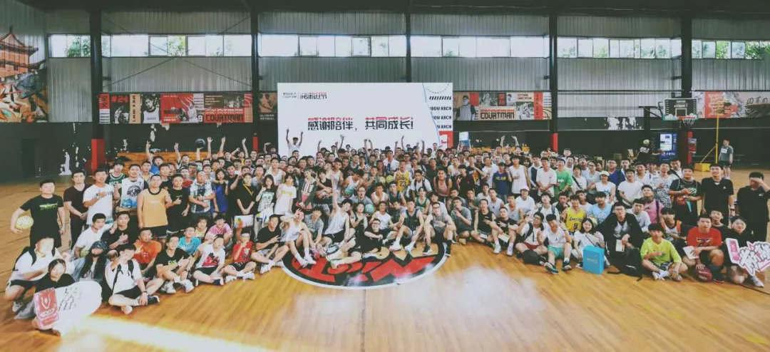 全网粉丝5000万！“野球帝”凭啥靠兴趣营收千万？