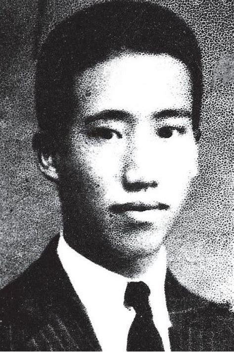 �й��ع�ʷ�ϵ�һ��˫�ؼ����51�������̣���˵����������֪����