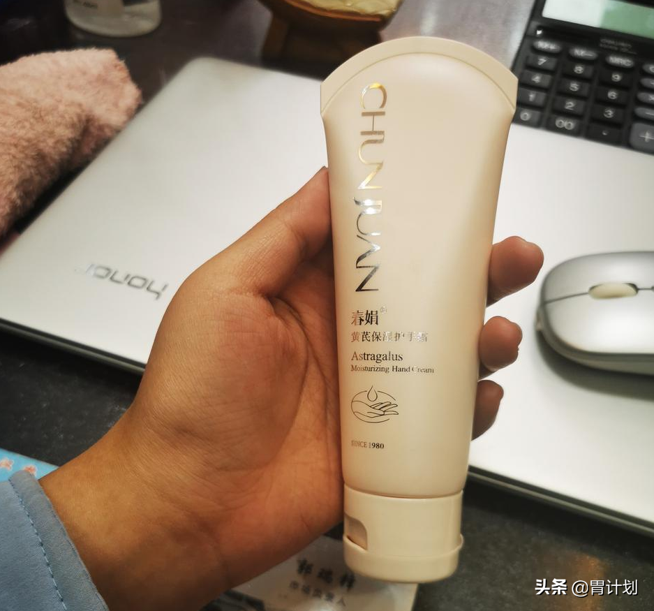 国货不只有百雀羚，熟知这几样护肤品的人不多，但便宜好用口碑好
