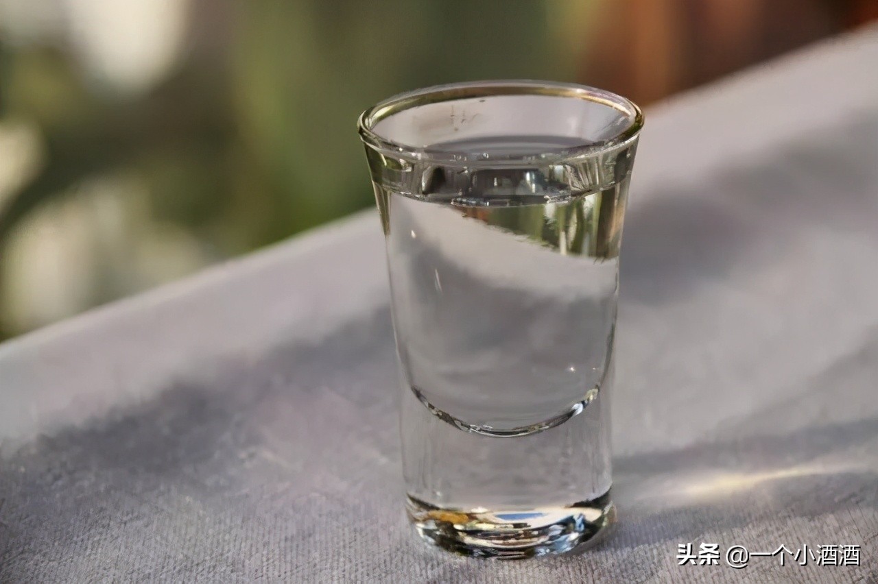 存了20年的茅台酒千元起拍却无人问津？存酒不看度数，茅台也白存