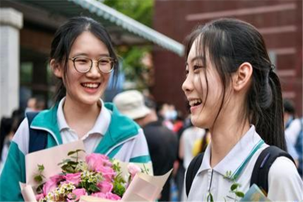 高三学子模考成绩不理想，分数一次比一次低，还有机会逆袭吗？