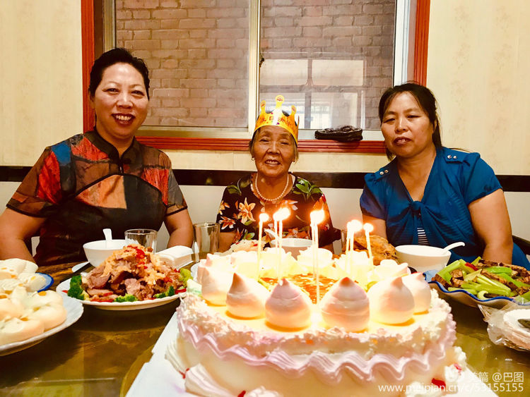 10月7日重阳节，十几首诗词100幅照片，致敬天下老年人