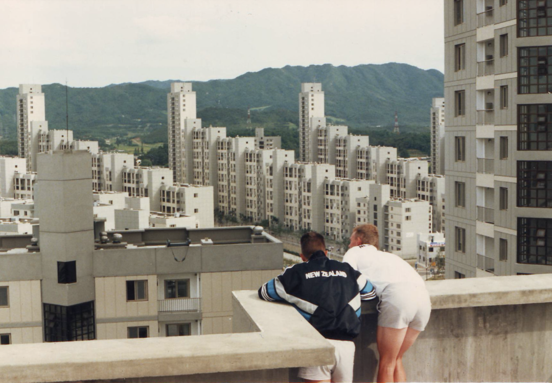 北京奥运会奥运村设施(奥运会结束了，那些花大钱建的奥运村，后来都怎样了？)