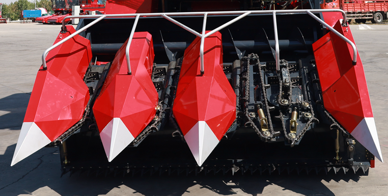 匠心制造，新款來襲，新疆牧神4YZB-4E玉米機強勢登場