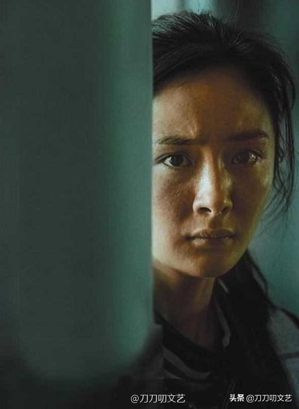 赵今麦扮丑太敷衍？对比杨幂热巴丑女造型，不是越丑演技就越好