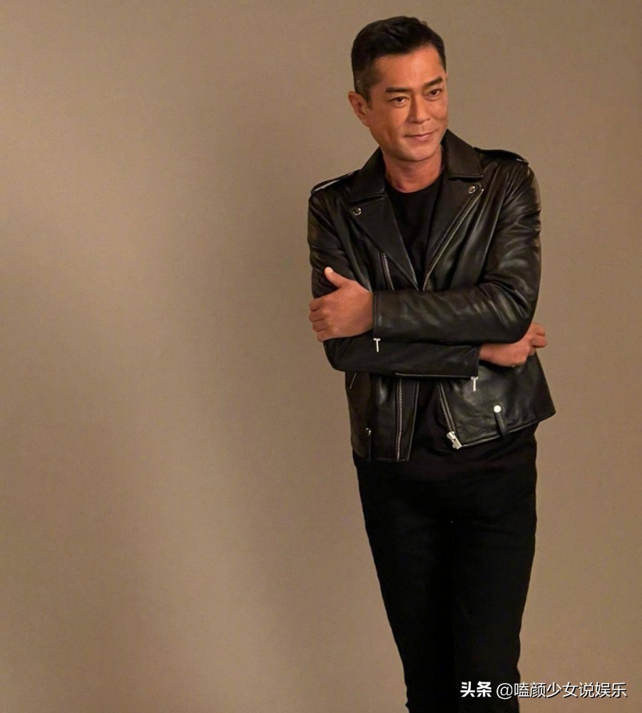 亚洲10大美男今昔颜值对比，有人美黑过度，有人不老冻龄，差距大