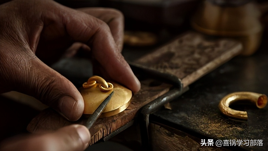 人大、武大毕业卷香烟