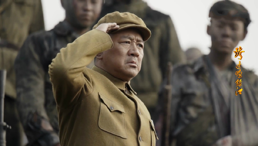 《跨过鸭绿江》破收视总记录,铁原阻击战全程枪战,不输集结号