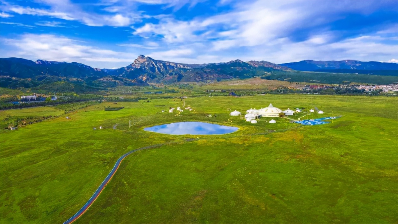 形容草原的唯美句子 草原风光优美语句_qq说说网