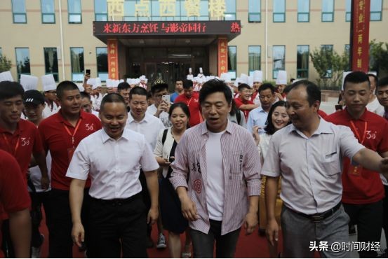 “烹饪第一股”将登港股背后：3.5万高额学费 安徽隐形富豪浮现