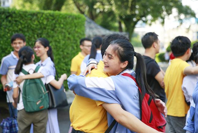 浙江考生高考646分，顺利考上同济大学，收到通知书后却不是985