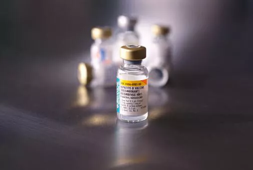 小孩出生时打了乙肝疫苗和乙肝免疫球蛋白,就不会得乙肝吗?