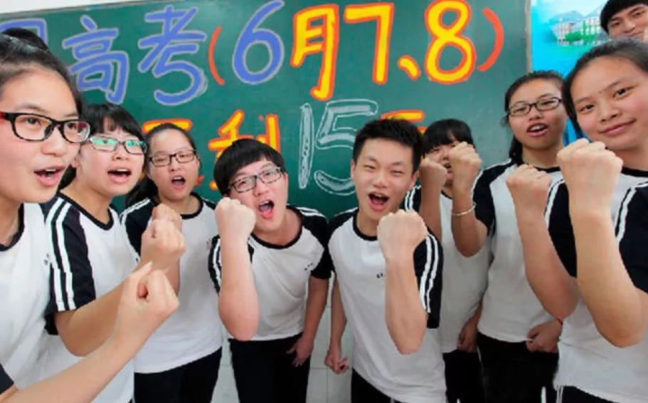 这所大学曾是亚洲第一，有东方教育中心的美誉，如今排名让人惋惜