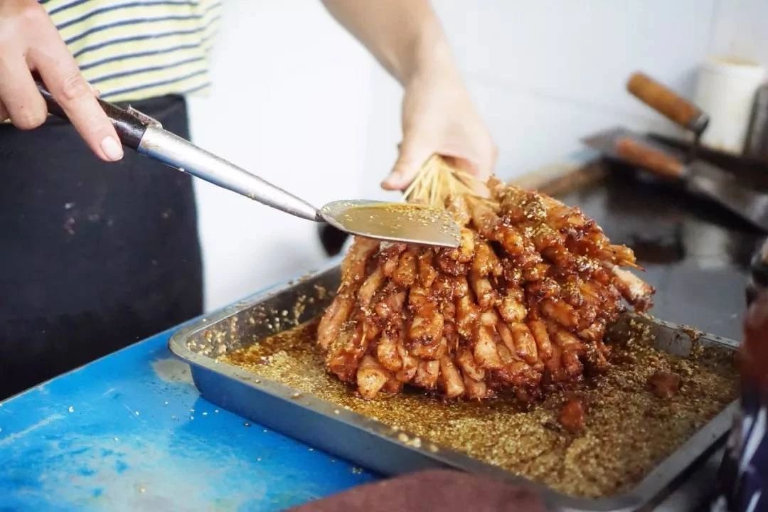 夏天什么最火？他靠卖烧烤月入3W，是如何做到的