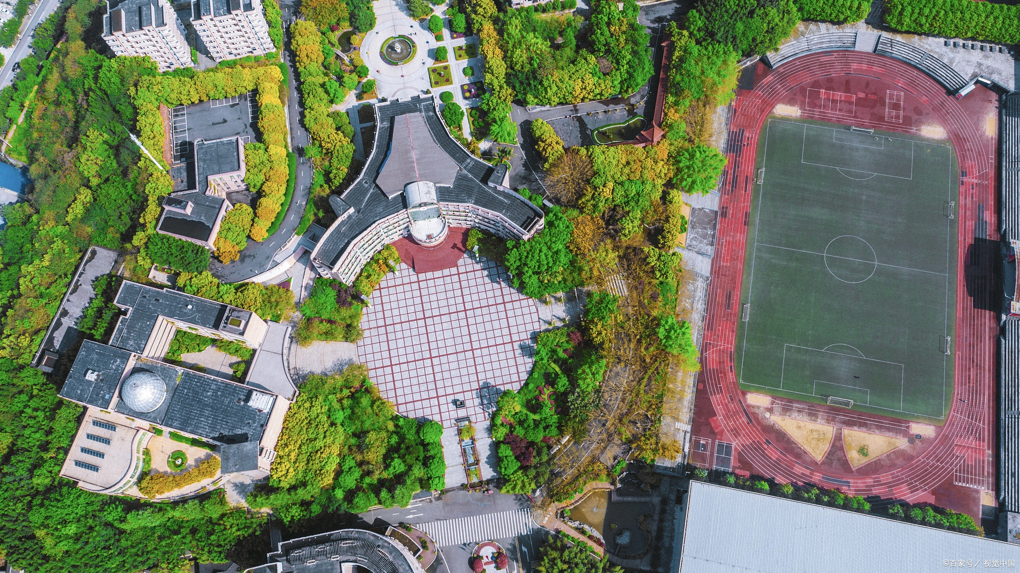 东北一所“负债”高校，曾欠30亿债务，如今成“创一流”高校