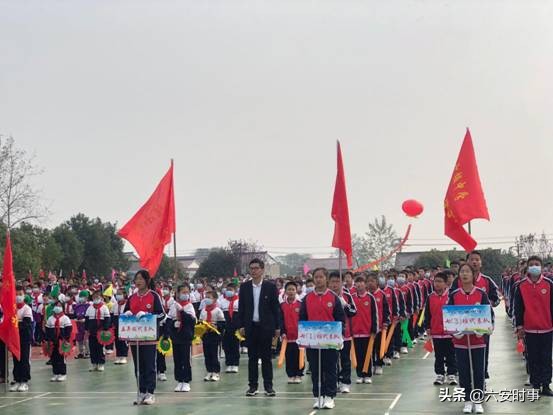 双河镇九十铺中学第四届学生运动会(图4)