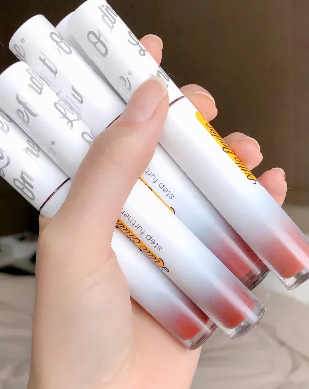 抄襲成癮也配叫國貨之光？這6個(gè)寶藏品牌才是真的絕美又好用
