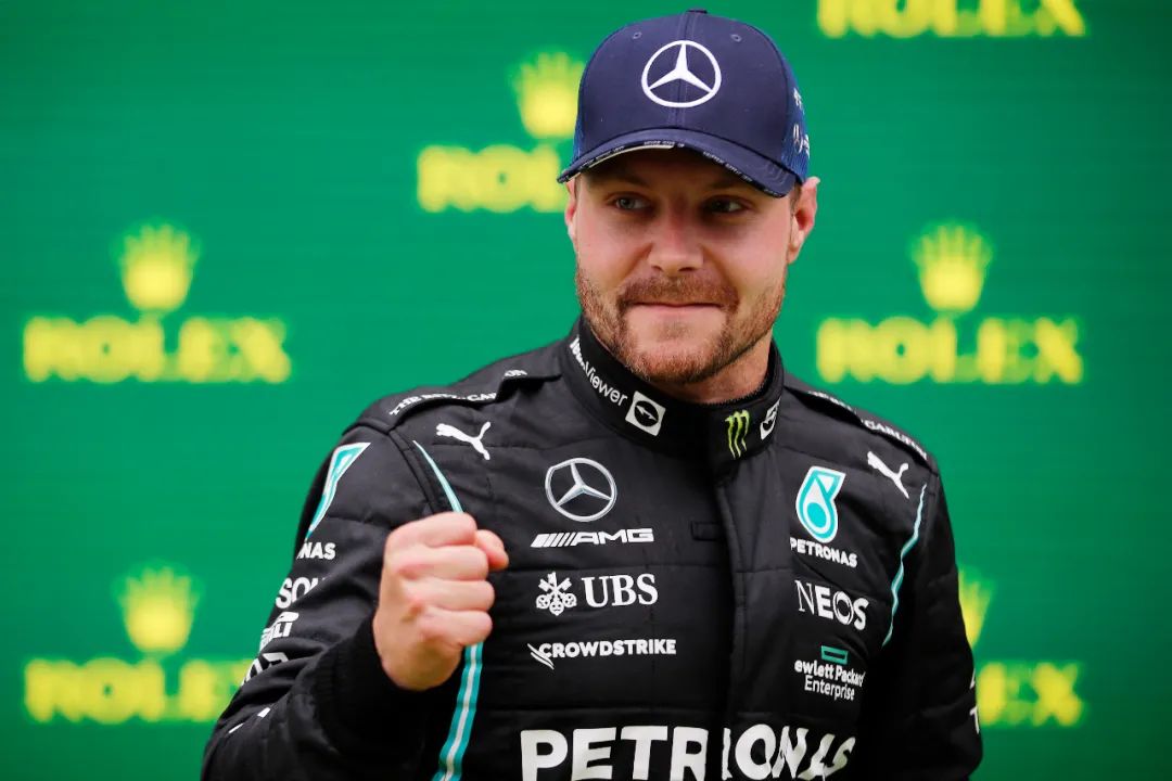 F1土耳其站正赛：博塔斯赛季首冠，两位“白牛”车手包揽二三