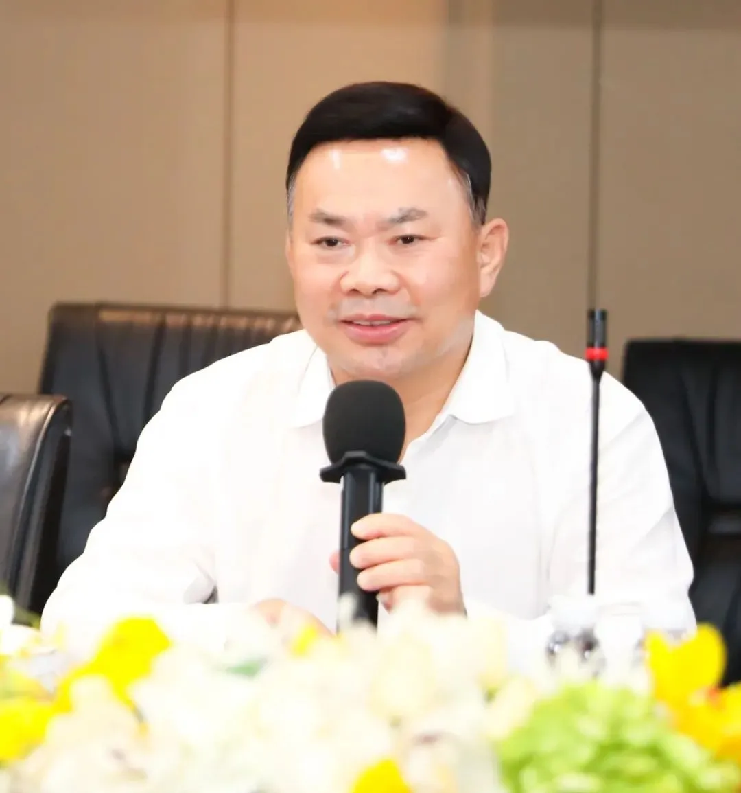 一带一路国际合作发展研究院、黑龙江驻深代表莅临乐动官方网站考察