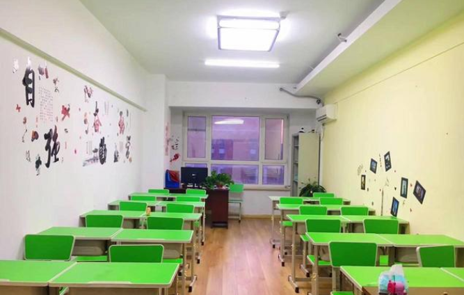 双减“后遗症”显现，补课机构老师大批失业，体制内教师成香饽饽