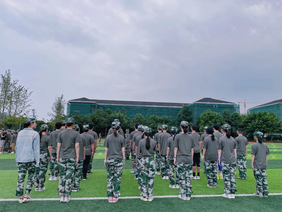 嘿！这就是我在七中万达国际部的开学初体验