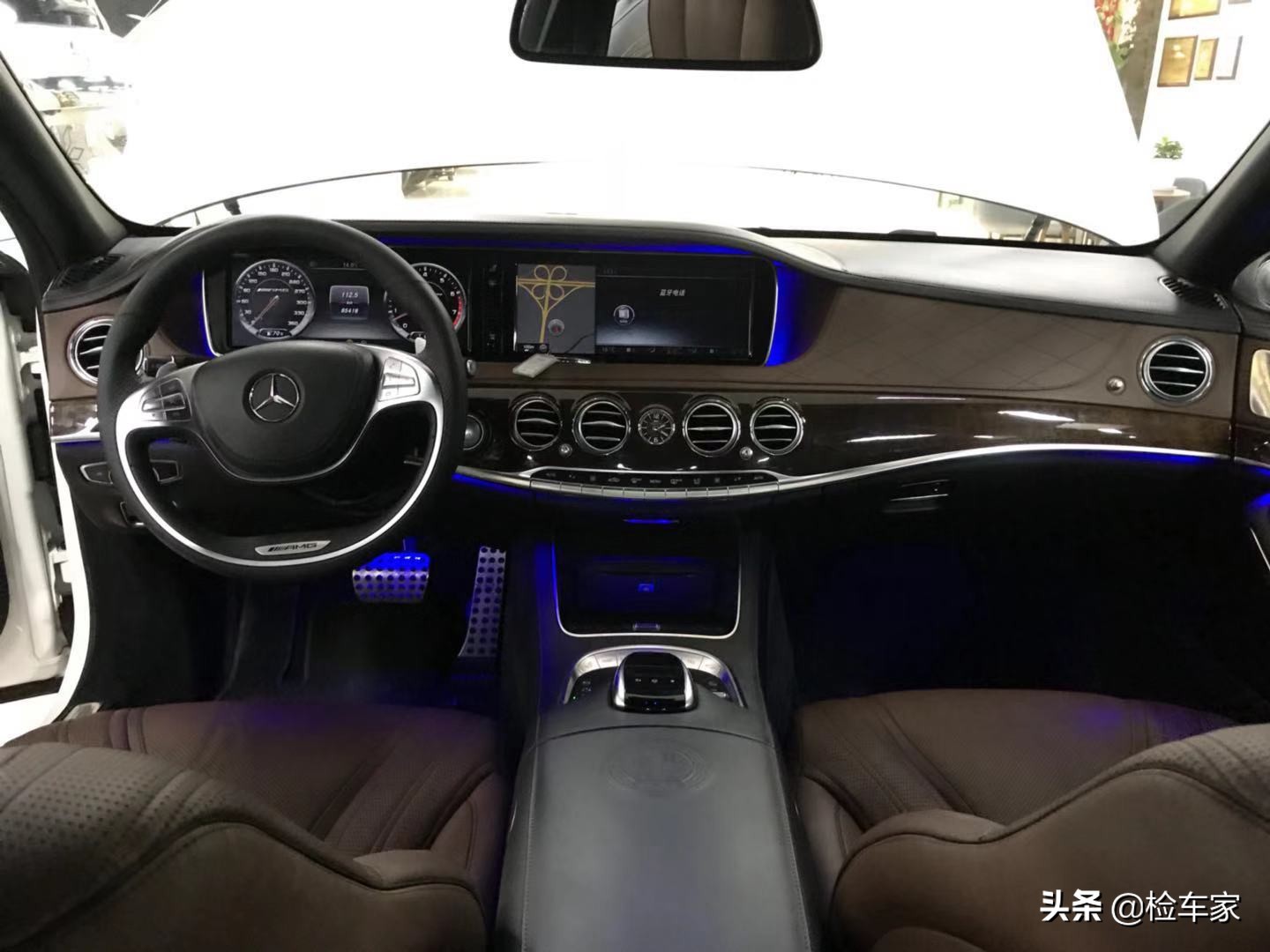 奔驰S65L车主的痛，3年掉价200多万？网友：没了西安一套房