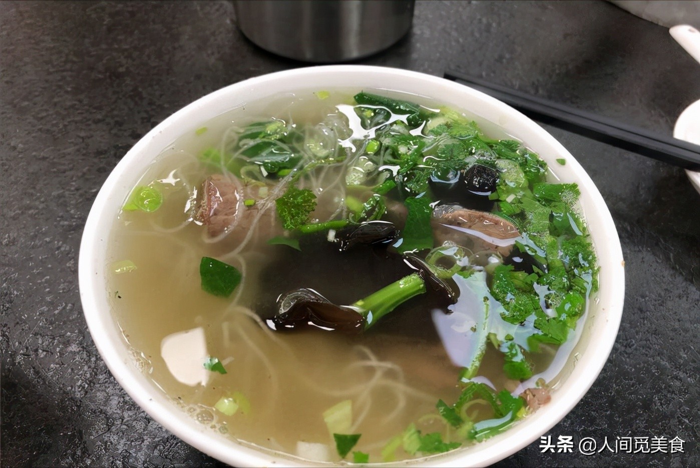 兰州火了30多年的早餐美食，西宁人也爱吃，15元1笼做赶不上卖