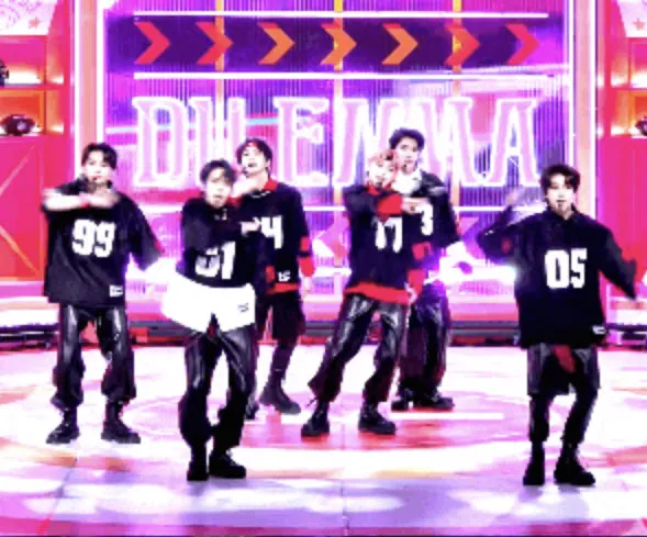 TWICE恶魔般的行程?还会续约吗;今日谁将获得回归首个1位?