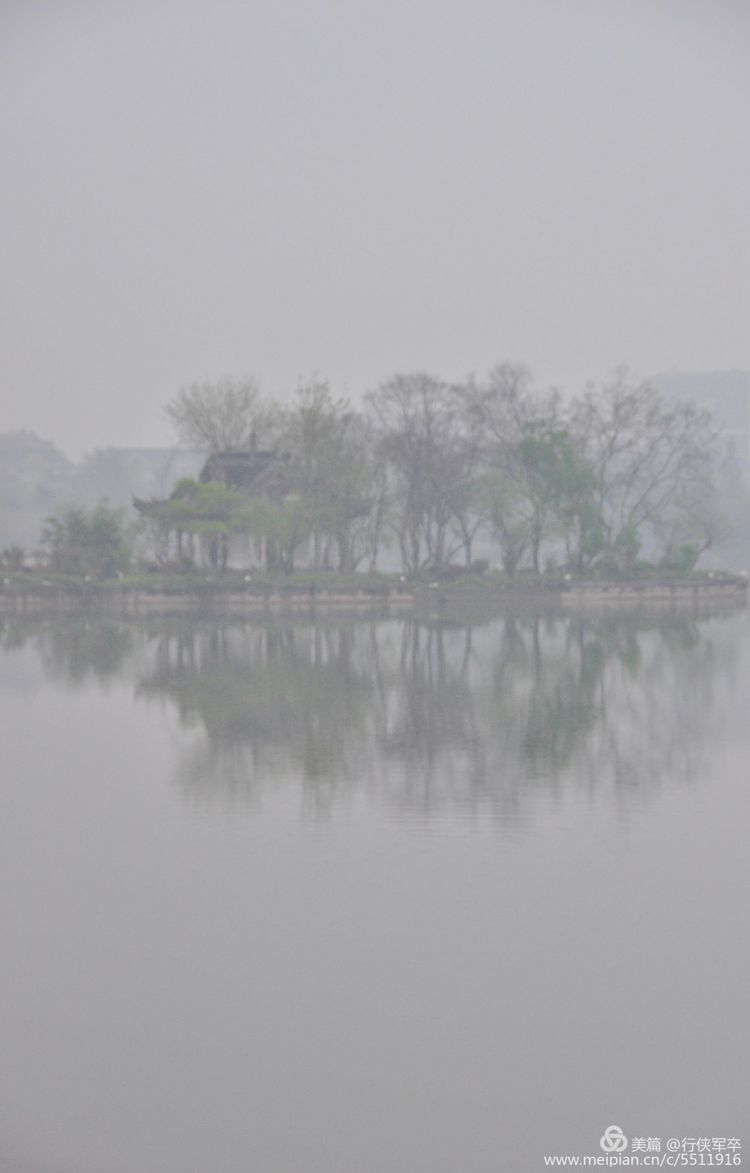 莫愁湖——粉黛江山，留得半湖烟雨；王侯事业，都如一局棋枰