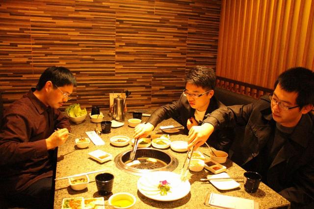 大学一个月3000元生活费多吗？对照这张等级表，家长感觉被骗了