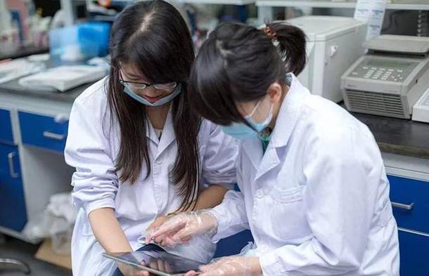 广州“超牛”的医科大学，坐拥四所直属医院，绕过211直升双一流