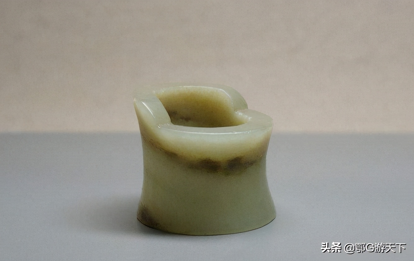 古代男人为什么普遍喜欢戴扳指？扳指有何用？
