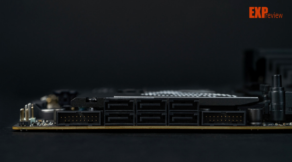 ROG MAXIMUS Z690 HERO 主板评测：Alder Lake处理器的高配伴侣