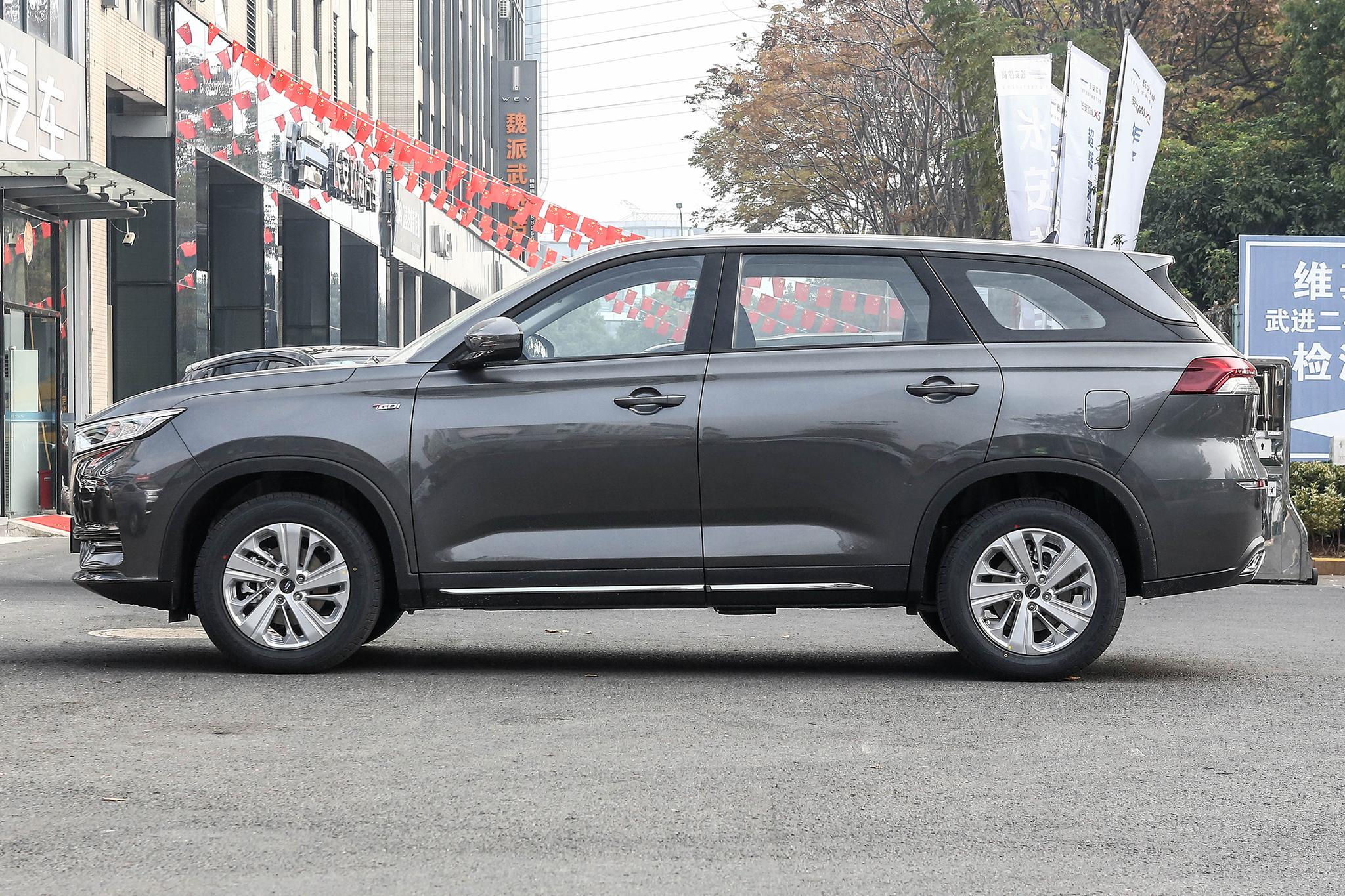 手握10万，买空间大、皮实耐用的SUV，首选这3台，1.5T爆178马力