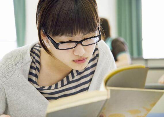 大学“最豪华”寝室，舒适程度不输星级酒店，为了生源拼了