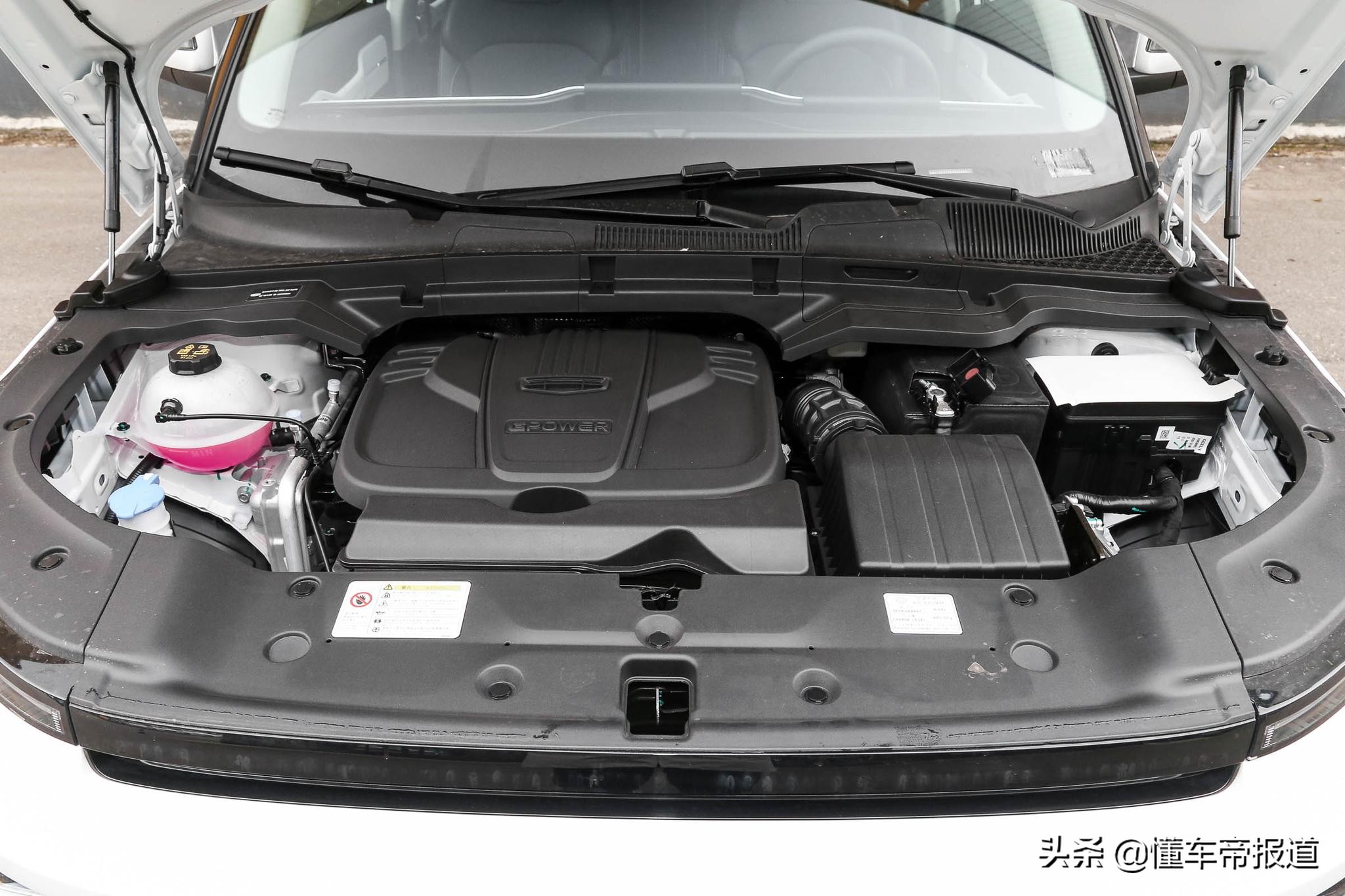 新车 | 五一踏春座驾！吉利ICON春季限定款上市，售13.2021万元