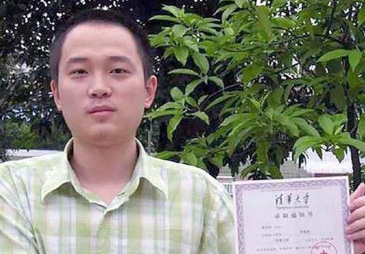 四川“考霸”张非：4次考上国内顶尖大学，为何最终却泯然众人？