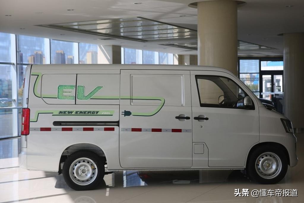 补贴后售10.98万元，一汽吉林佳宝2020款乘用版V80L上市