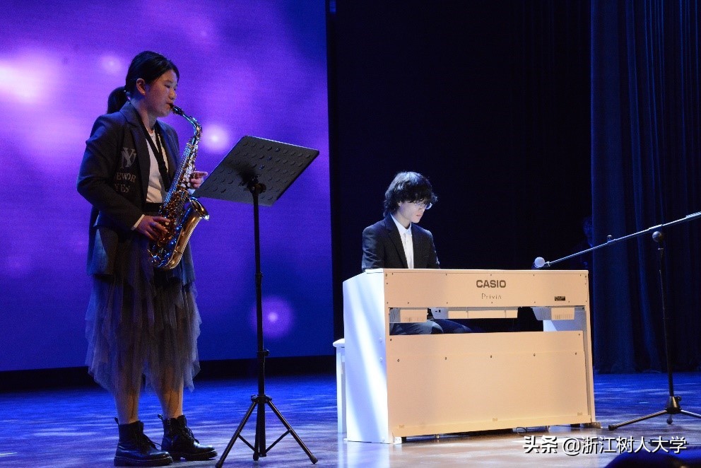 我校艺术学院举行建院20周年庆典活动暨迎新文艺汇演