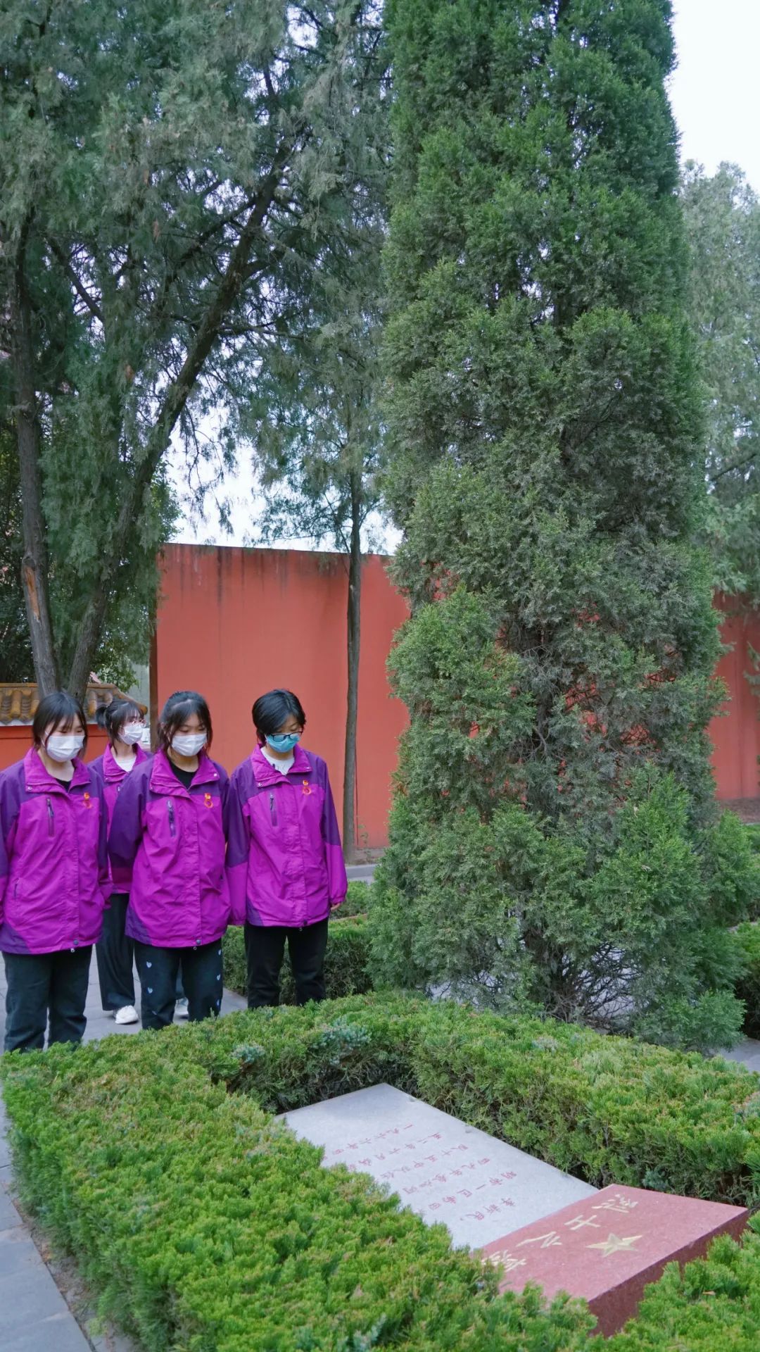 缅怀先烈 信念不朽—洛阳东外献礼中国共产党成立100周年活动