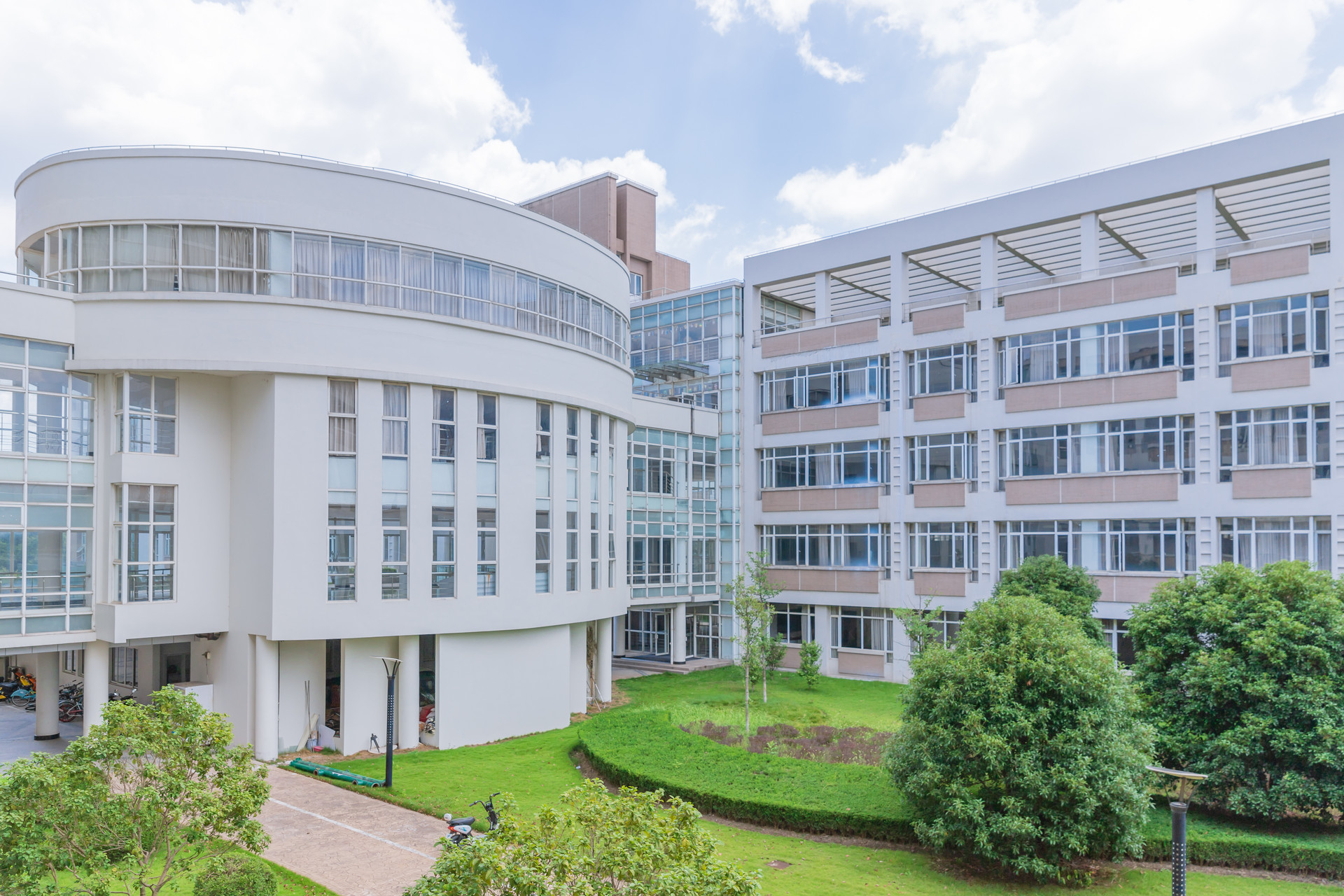 普通专升本能不能中途换专业，考上之后能转专业吗？