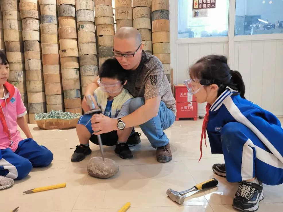 非遗文化进课堂！成都七中实验刘劲松老师不一样的陶艺必修课