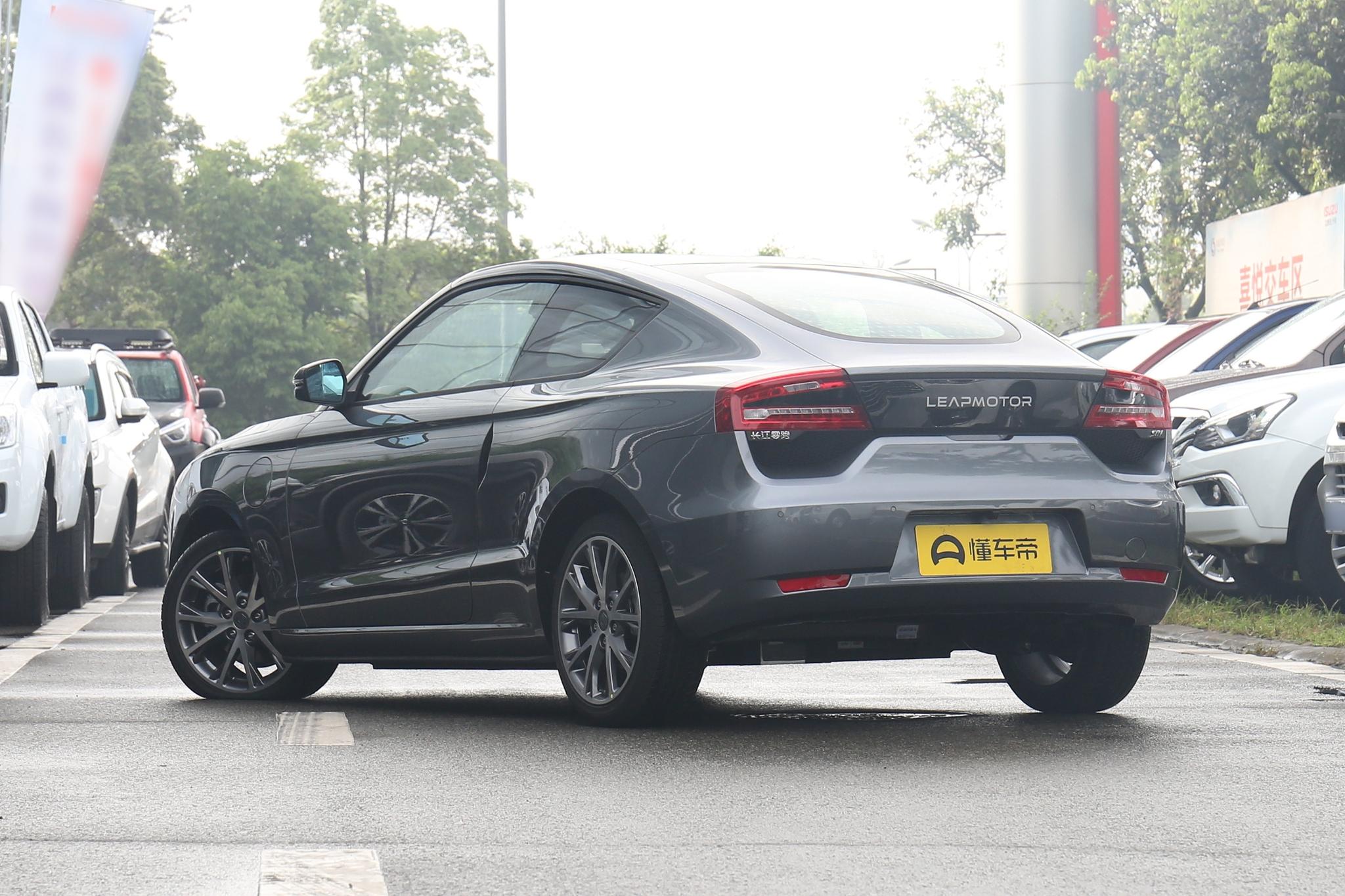 就你也配叫跑车？零跑S01实在让人忍不住吐槽！