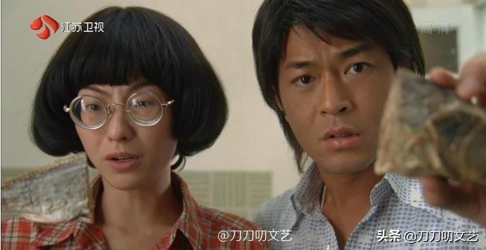 赵今麦扮丑太敷衍？对比杨幂热巴丑女造型，不是越丑演技就越好
